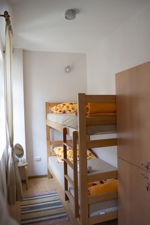 Hostel Theater 011 Beograd Phòng bức ảnh