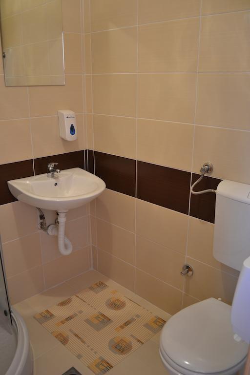 Hostel Theater 011 Beograd Phòng bức ảnh
